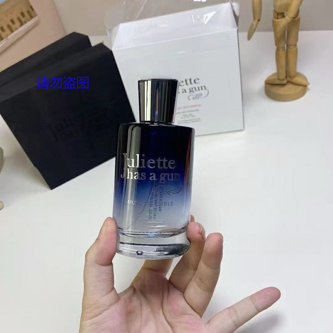 Luksusowy perfum w formie wody – Perfume Fragrance Man recenzja i cena